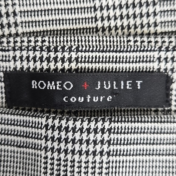 Romeo & Juliet Houndstooth Ruffle Skirt, Black/White, Women's Size Medium - Picture 7 of 9